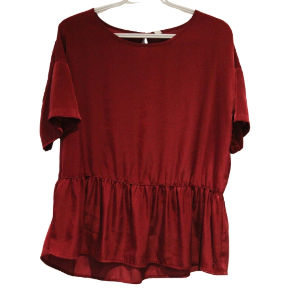 2/$25 🏷 Ripzone Dark Red Satin-Like Shirt (100% Polyester) Size M
